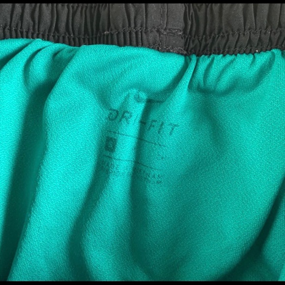 Nike Dri-Fit Shorts in Black/Turquoise - Picture 4 of 6